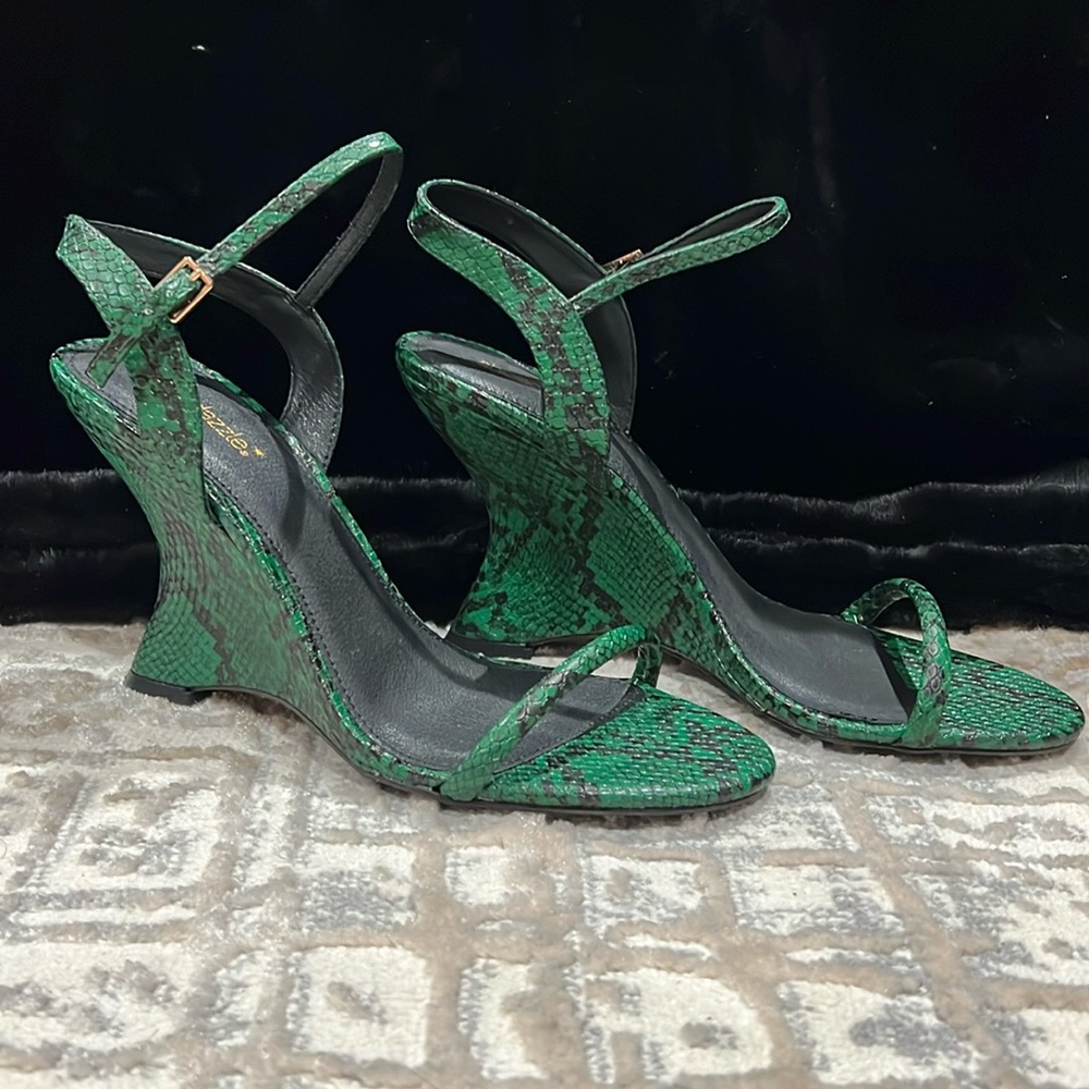 Green Snake print wedge